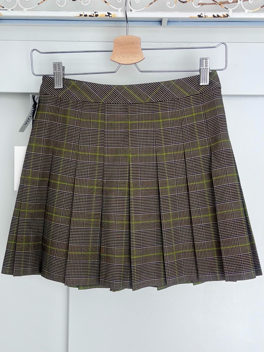 NWT ARITZIA SUNDAY BEST Plaid Pleated Olive Mini Skirt 15” Size 0